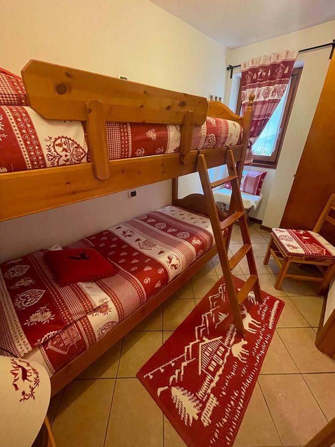 Il Cervo Mountain Apartment Campodolcino Exteriér fotografie
