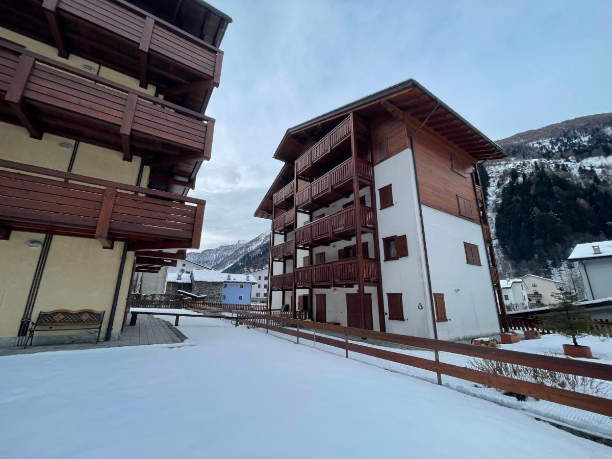 Il Cervo Mountain Apartment Campodolcino Exteriér fotografie